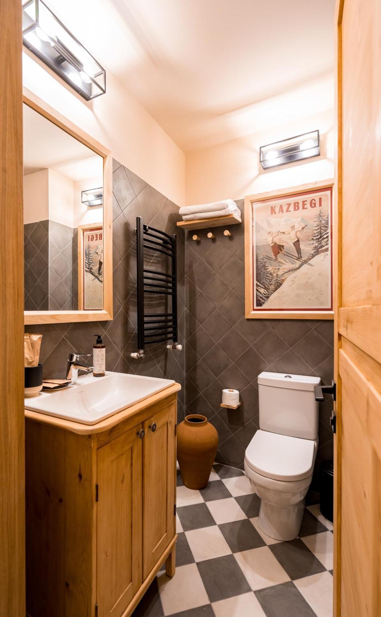 1740 Boutique Hotel Kazbegi Exterior photo