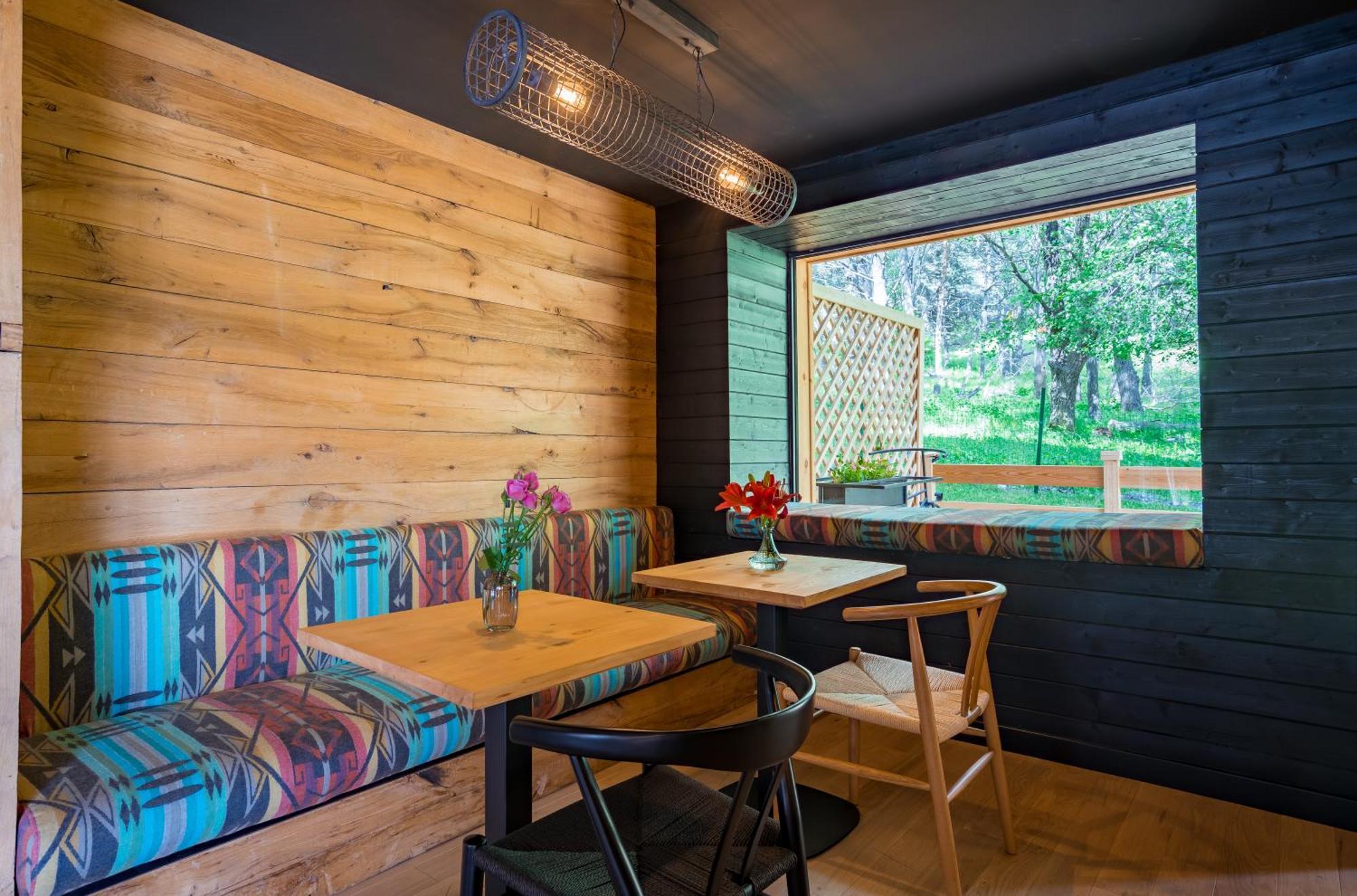 1740 Boutique Hotel Kazbegi Exterior photo